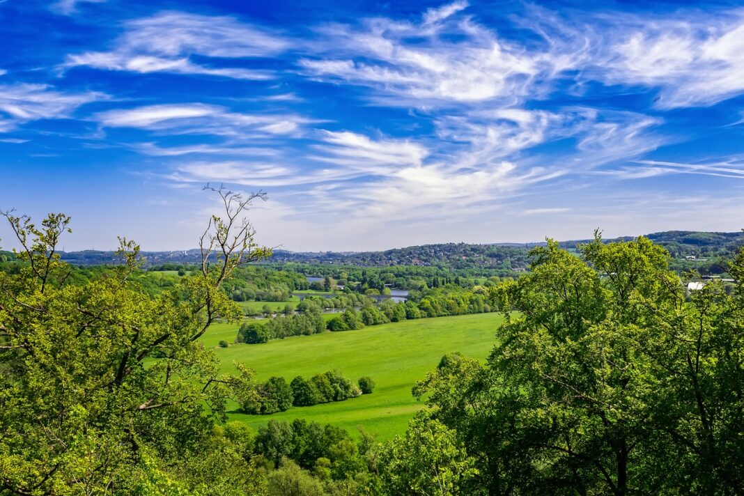 Günstig reisen in Deutschland – erleben Sie das Beste des Landes ohne hohe Kosten.